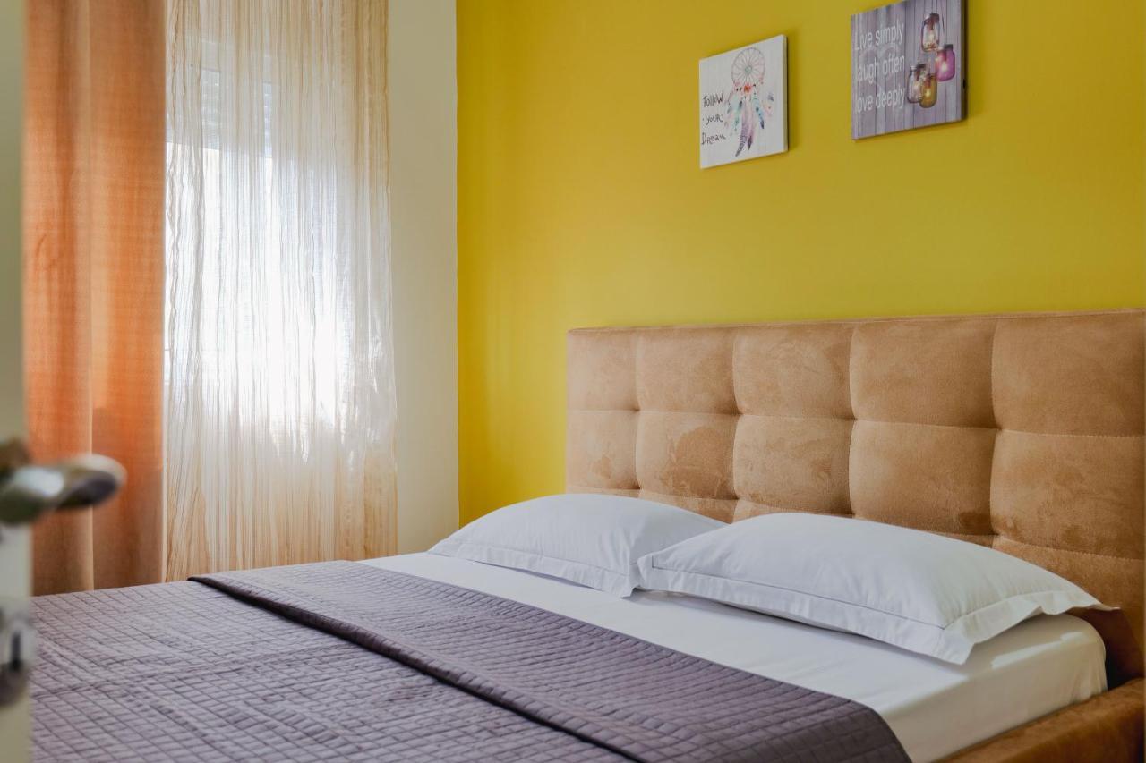 Eden Suites & Apartments Саранда Екстер'єр фото