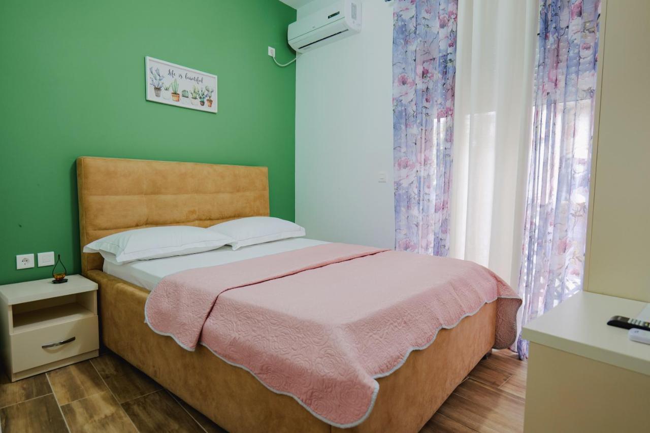 Eden Suites & Apartments Саранда Екстер'єр фото