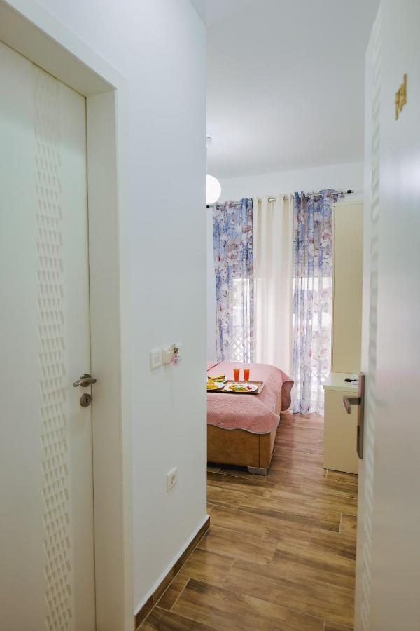 Eden Suites & Apartments Саранда Екстер'єр фото
