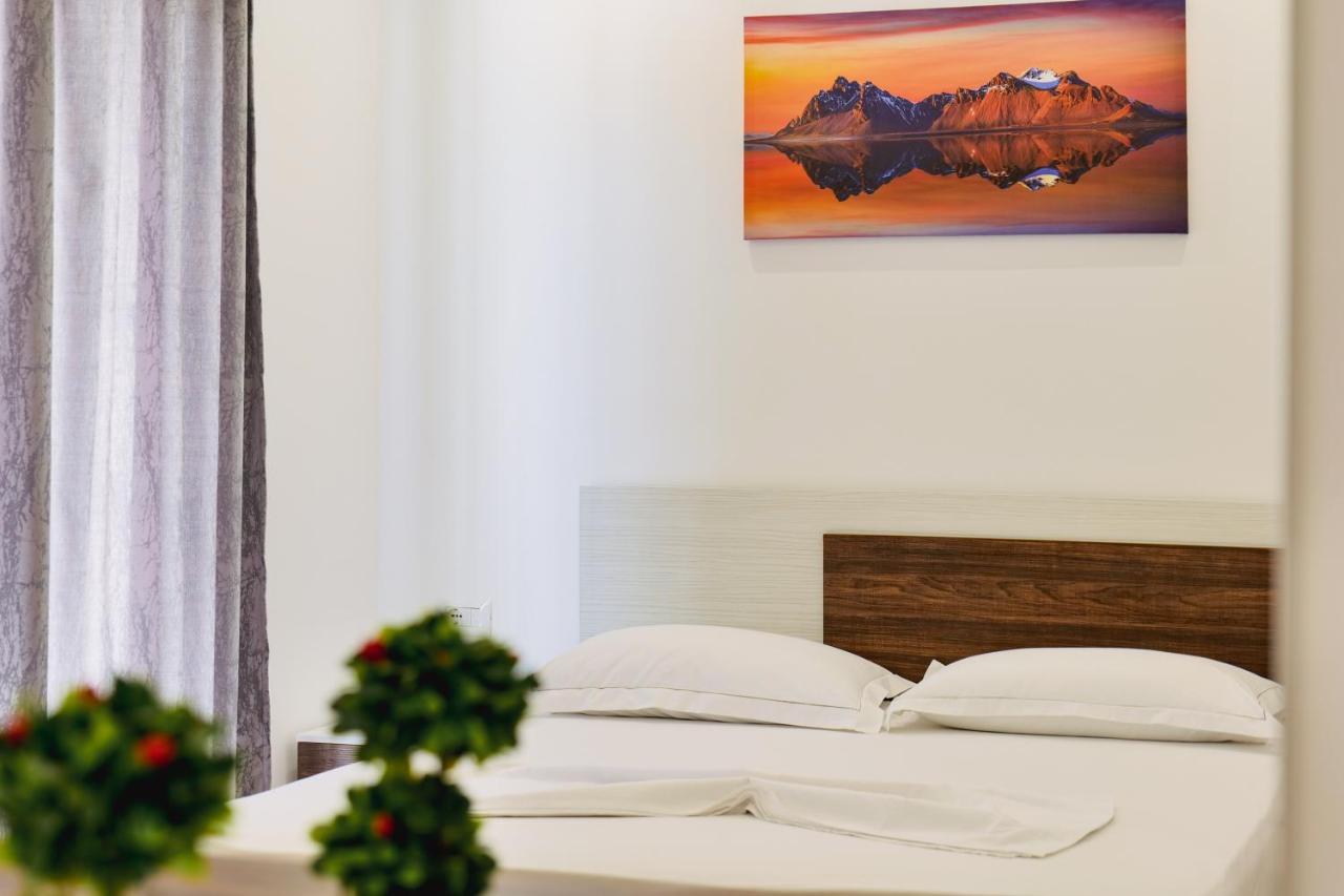 Eden Suites & Apartments Саранда Екстер'єр фото