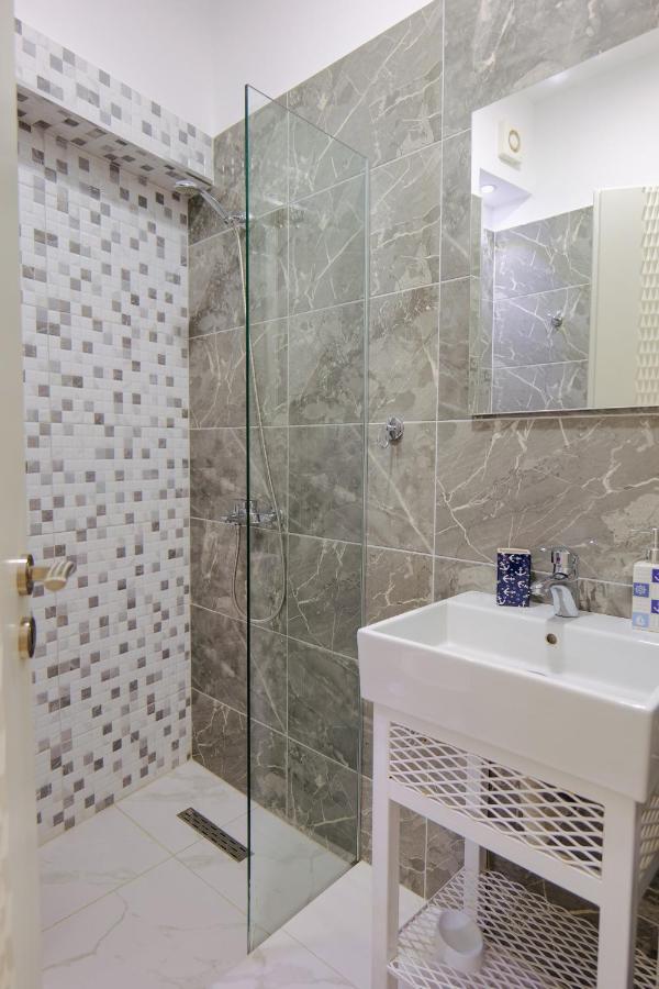 Eden Suites & Apartments Саранда Екстер'єр фото