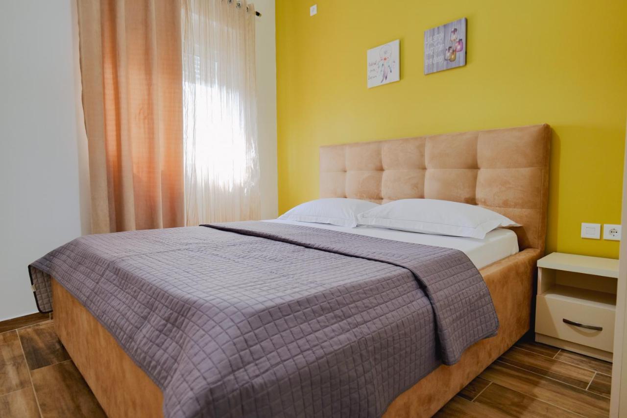 Eden Suites & Apartments Саранда Екстер'єр фото