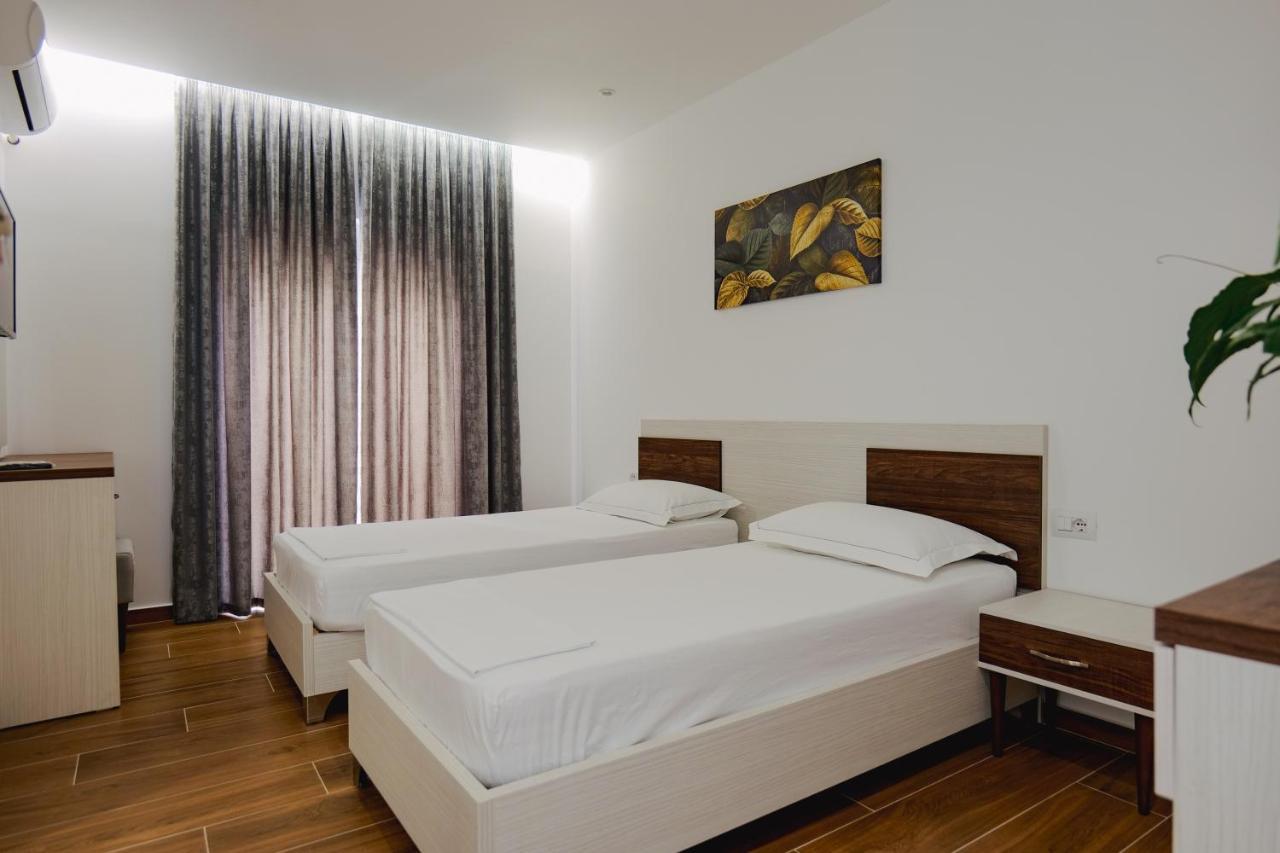 Eden Suites & Apartments Саранда Екстер'єр фото