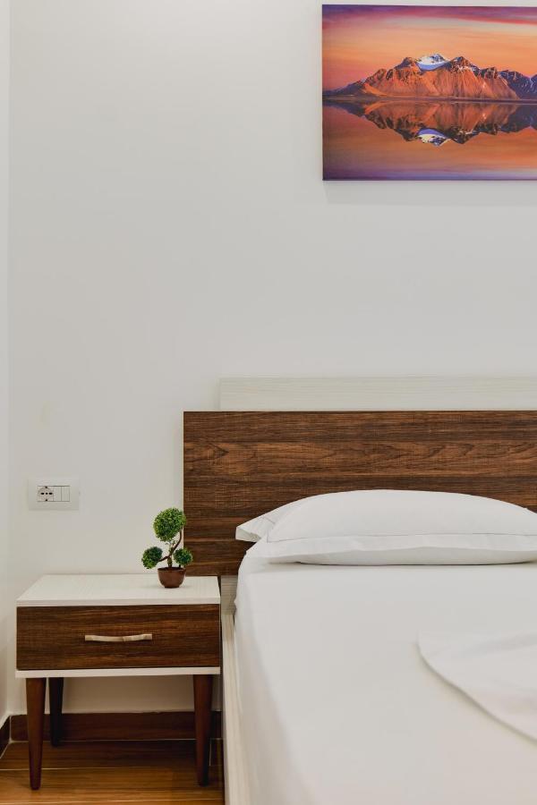 Eden Suites & Apartments Саранда Екстер'єр фото