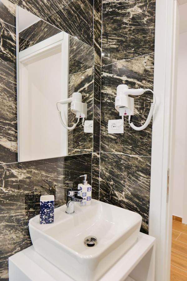 Eden Suites & Apartments Саранда Екстер'єр фото